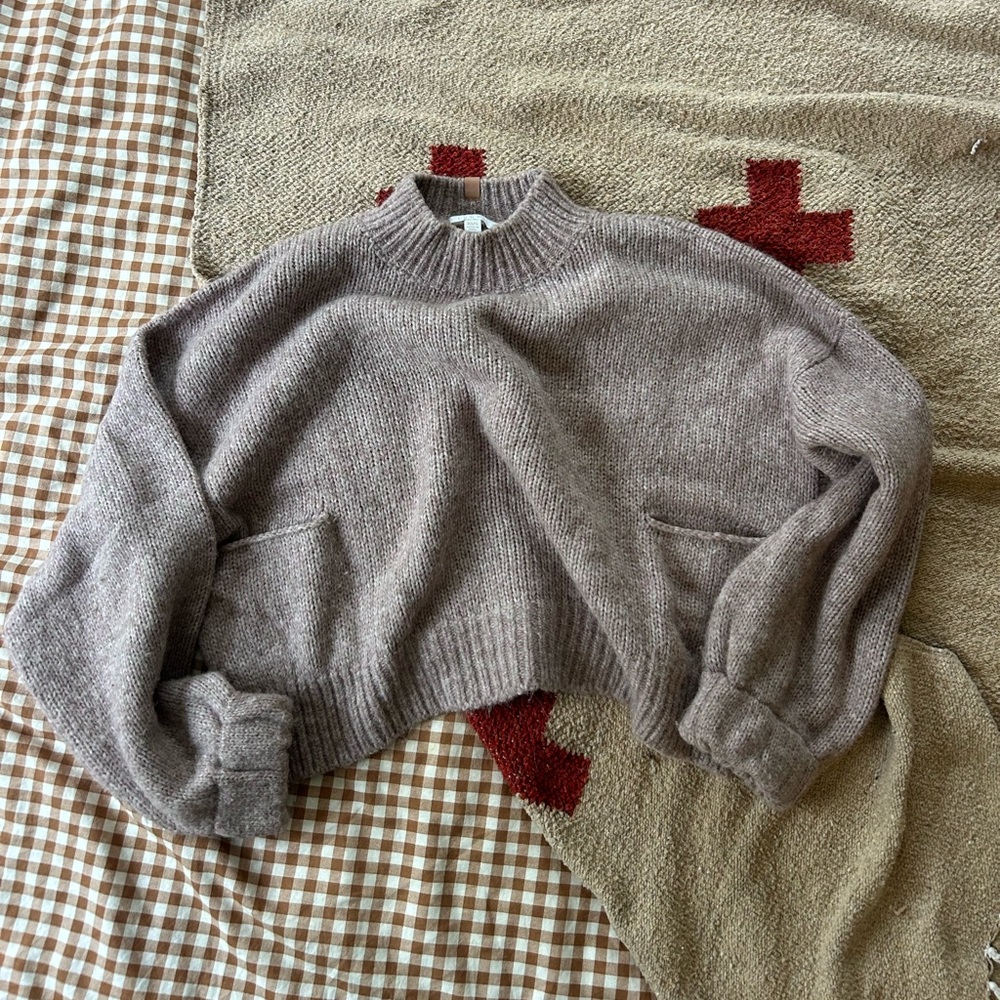 Lunya Cozy Alpaca cropped wool mock neck sweater in cool pink/quartz, size XS/S